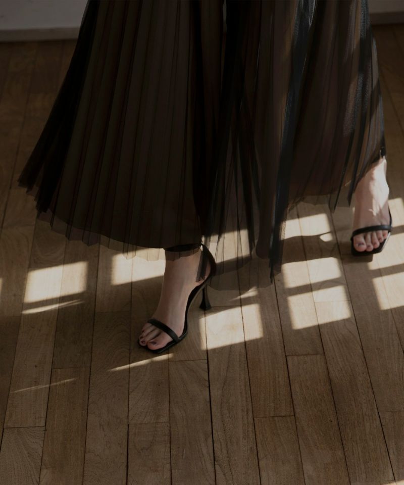 Tulle Layer Pleat Pants | MIELI INVARIANT