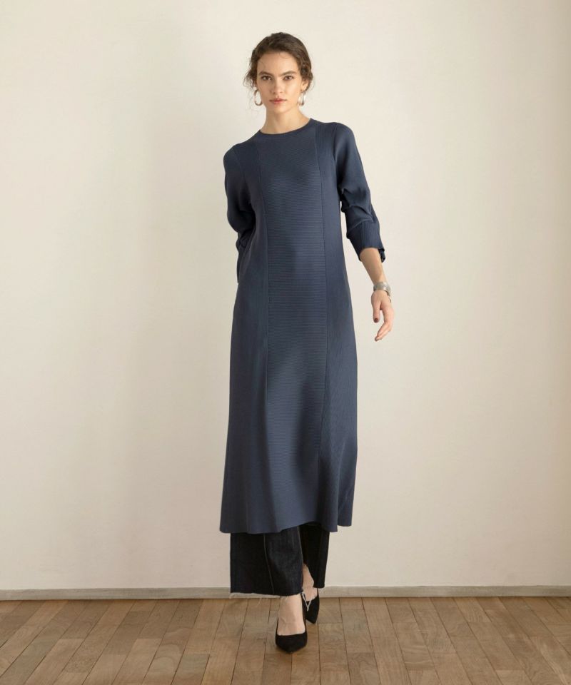 Plump Fold Lean Dress | MIELI INVARIANT