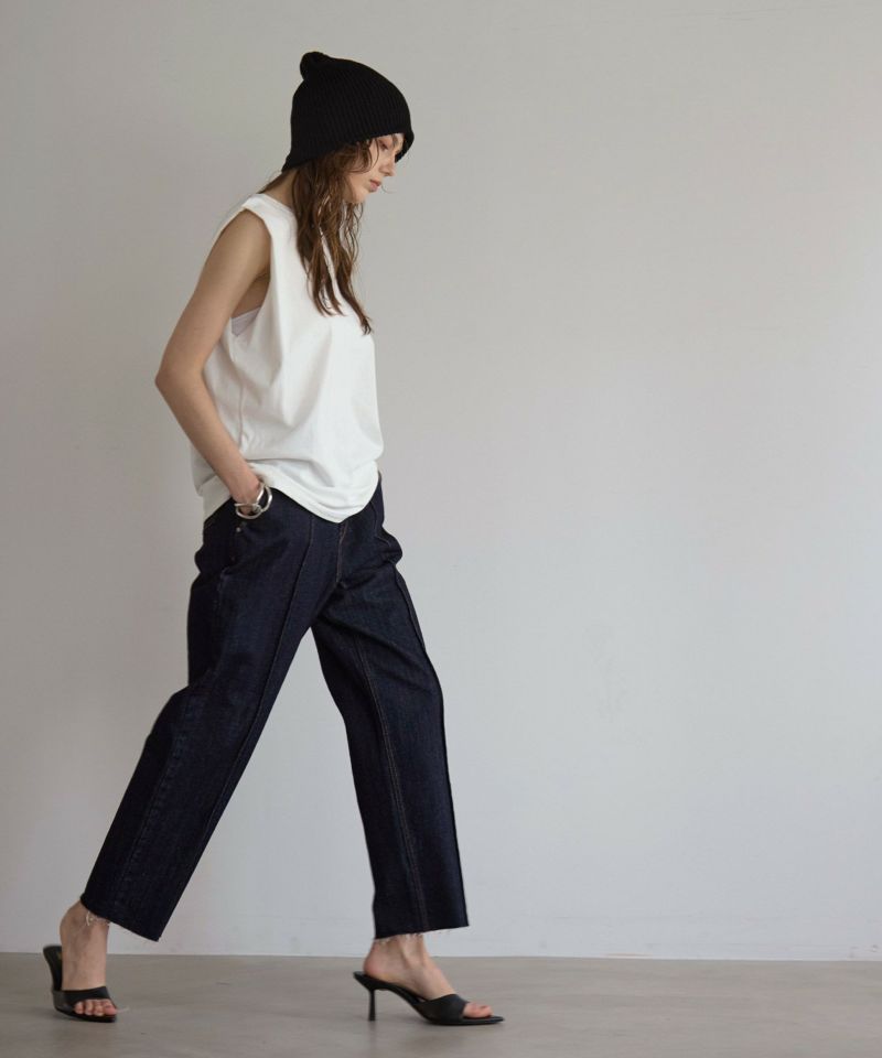 MIELI INVARIANT｜Pintuck Tapered Denim | Rakuten Fashion