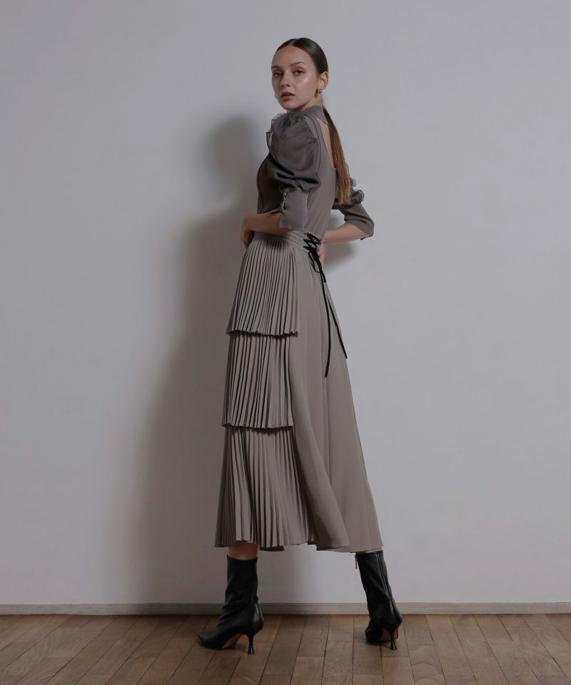 YUKKO SPECIAL COLLABORATION】STEP PLEAT TIERED SKIRT | MIELI INVARIANT